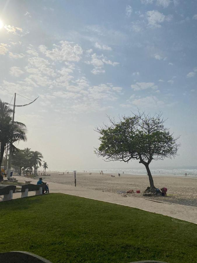 Wi-Fi Saint Patrick - 50Mts Da Enseada Apartman Guarujá Kültér fotó